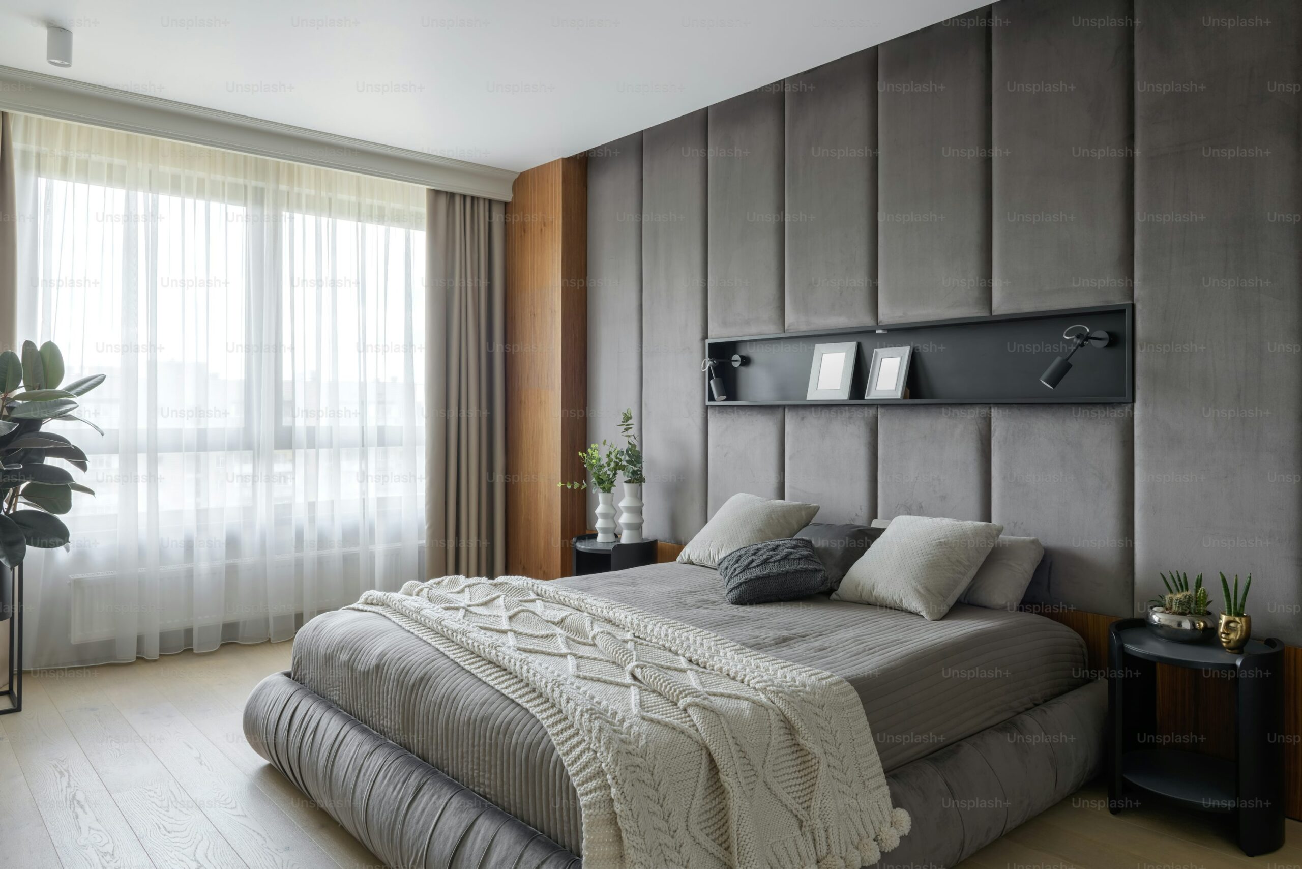premium_photo-1675616563084-63d1f129623d